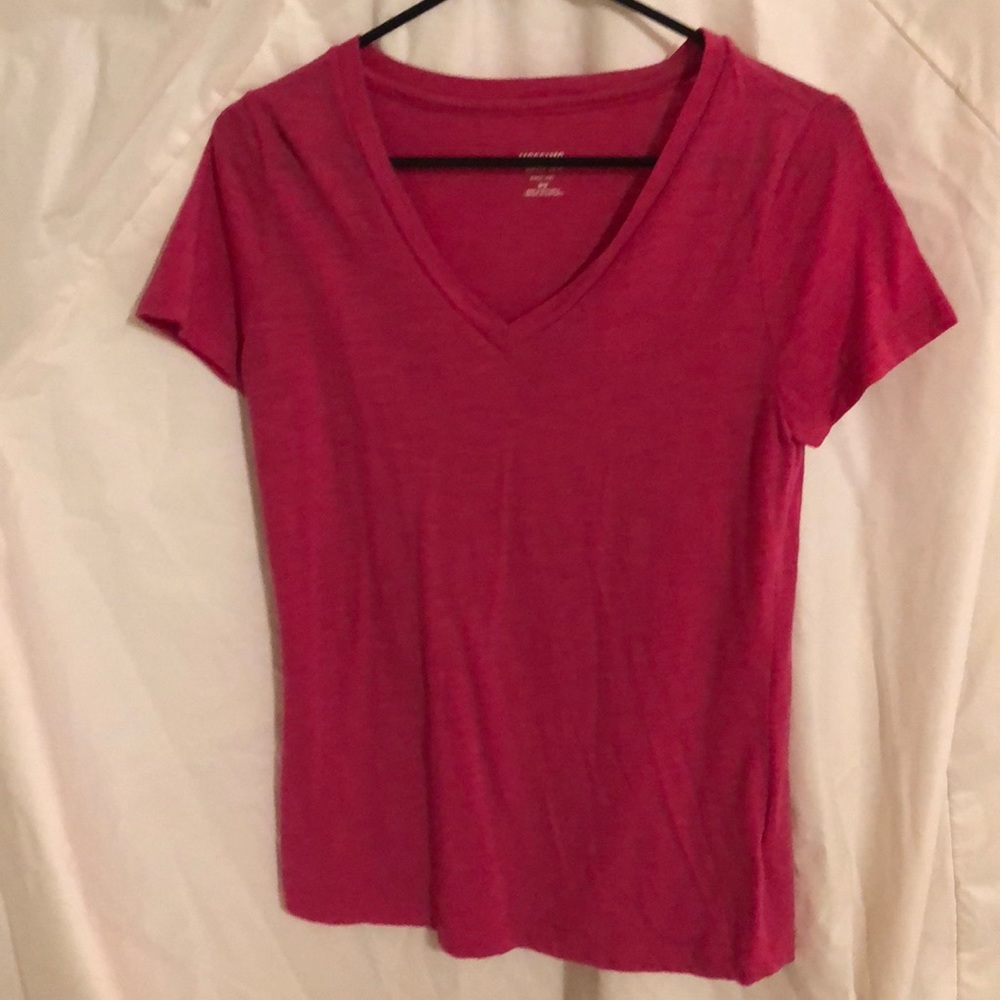 Dark pink Mossimo basic T-shirt | Size: M